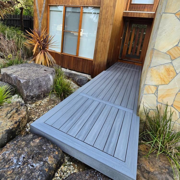 Amazing custom deck constructed by DMH Construction Co. in Melbourne.